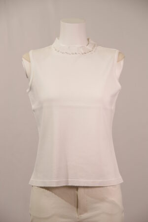 ノースリーブプルオーバー