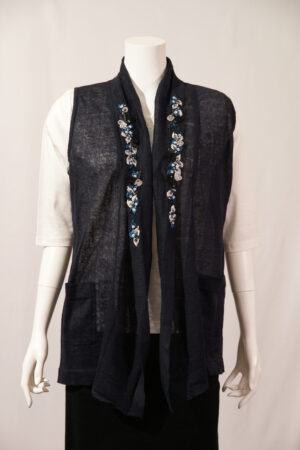 リネン刺しゅうベスト