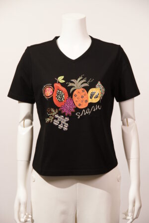 フルーツモチーフミシン刺繍カットソー